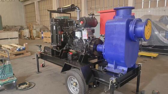 Συγκρότημα αντλιών Μηχανικό μοντέλο 6B5.9-P130 με ψυγείο καθολική ζεύξη αντλία νερού ατσάλινο πλαίσιο βάσης με ενσωματωμένη δεξαμενή καυσίμου βάσης 200L